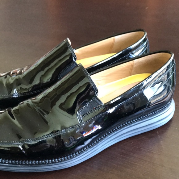 COLE HAAN PATENT LEATHER SLIP ON LOAFERS MENS 12M - Picture 4 of 4